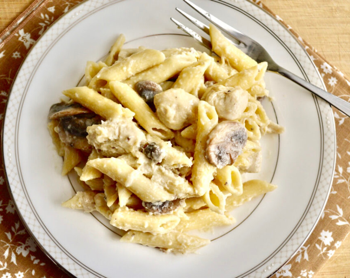 step 8 Drain the pasta and mix it together with the sauce. Plate in big bowls and serve immediately.