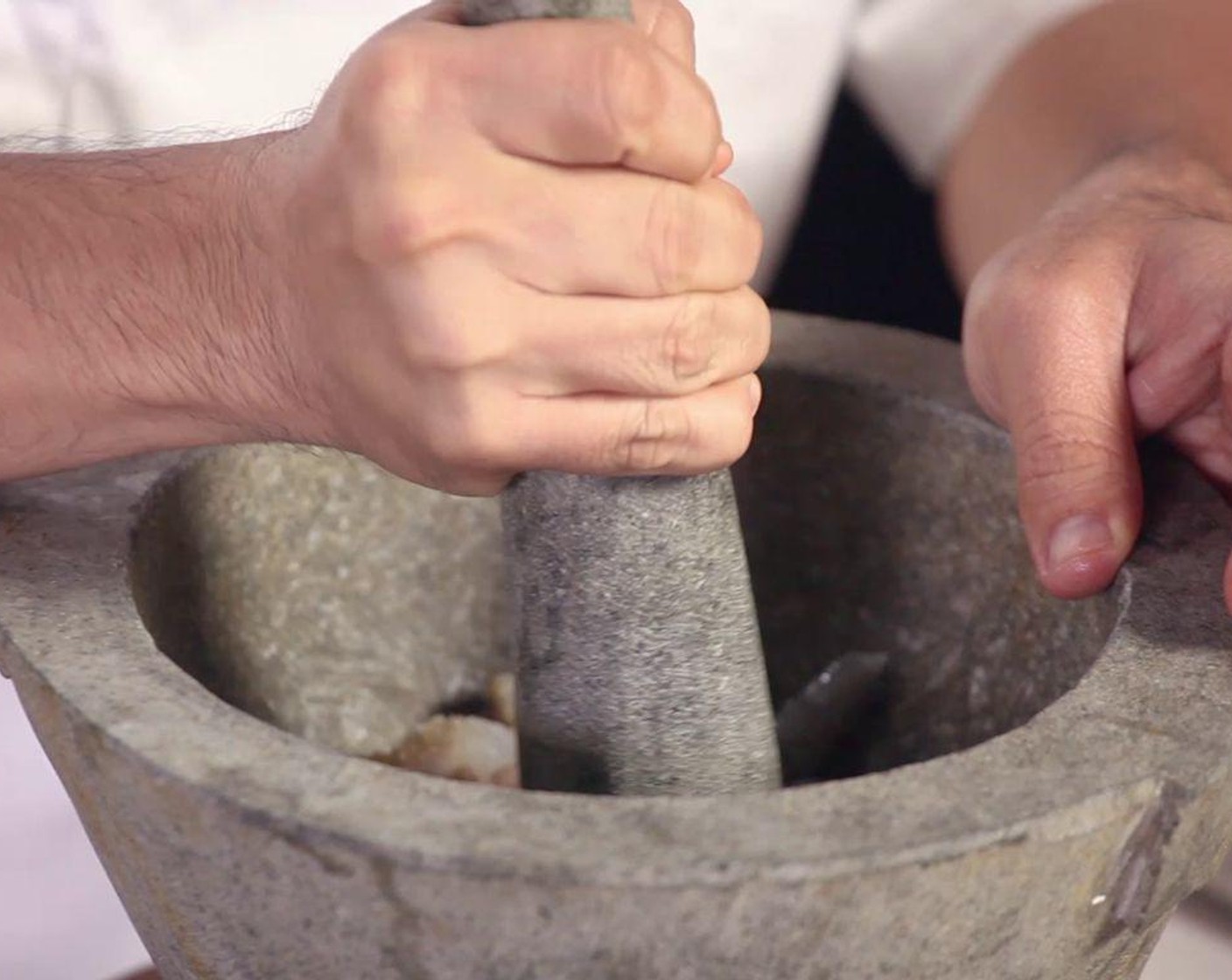 step 1 Prepare the Shrimp (7 oz): peel, shell and then grind the shrimp meat.