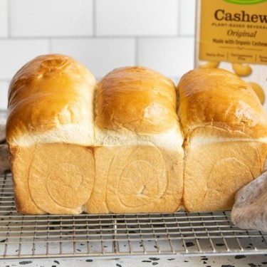 Cashew and Cardamom Hokkaido Milk Bread Recipe | SideChef