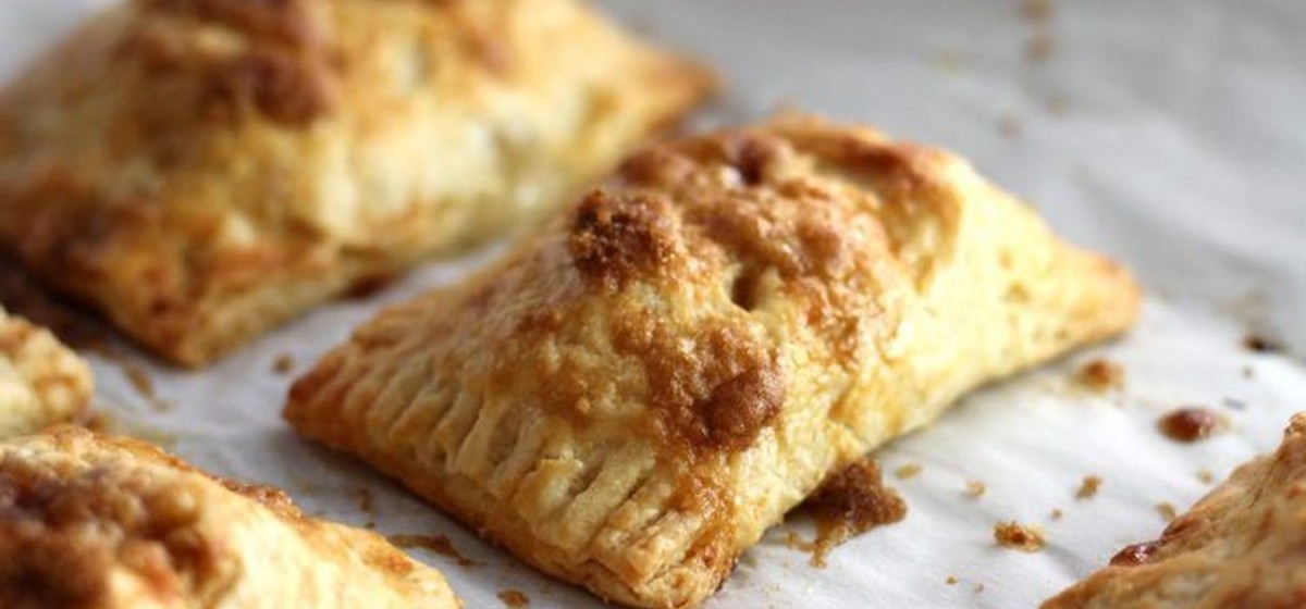Baked Apple Hand Pies with Cornmeal Crust Recipe | SideChef