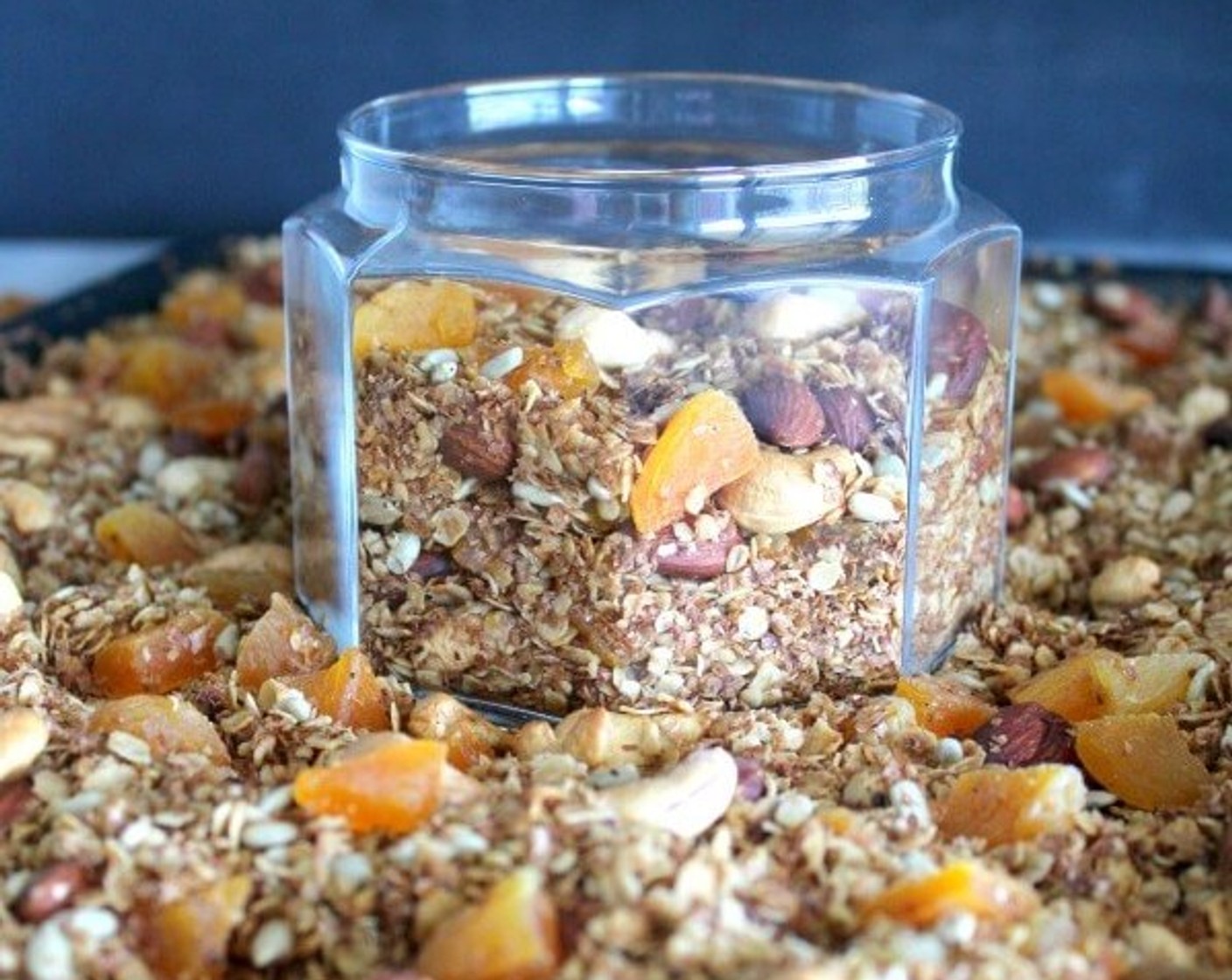 Honey Bran Granola with Almonds & Apricots