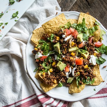 Vegetarian Quinoa and Black Bean Nachos Recipe | SideChef