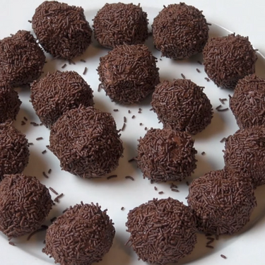 Tim Tam Balls Recipe | SideChef