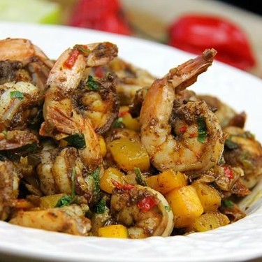 Stovetop Mango Jerk Shrimp Recipe | SideChef
