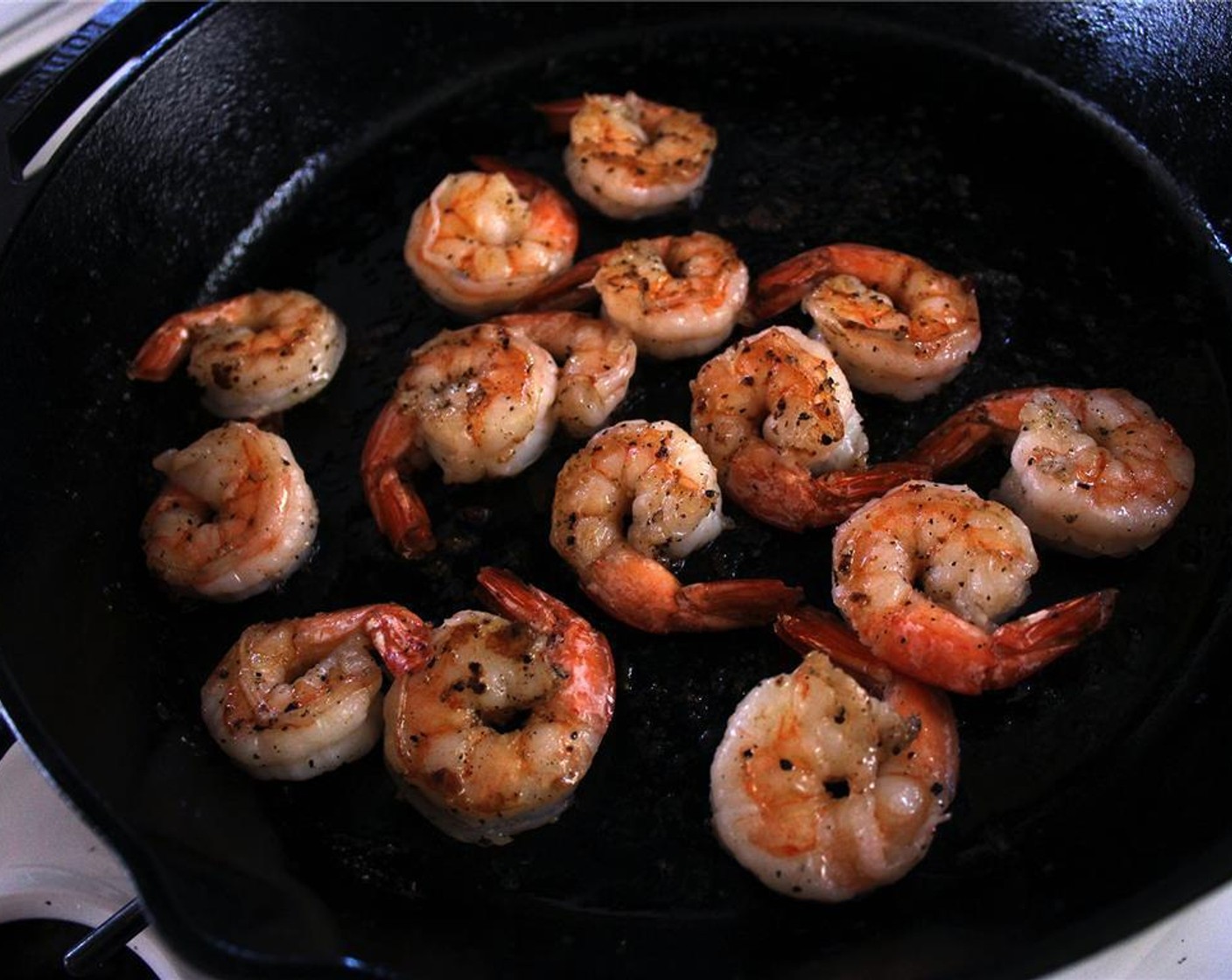 step 6 Heat Olive Oil (1 Tbsp) in a large skillet over medium heat. Saute the shrimp for 3 to 4 minutes, or until they're cooked through and pink.