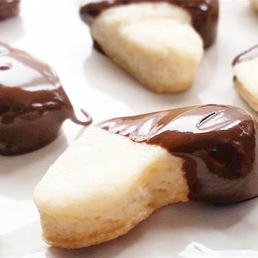 Chocolate Dipped Shortbread Cookies Recipe | SideChef