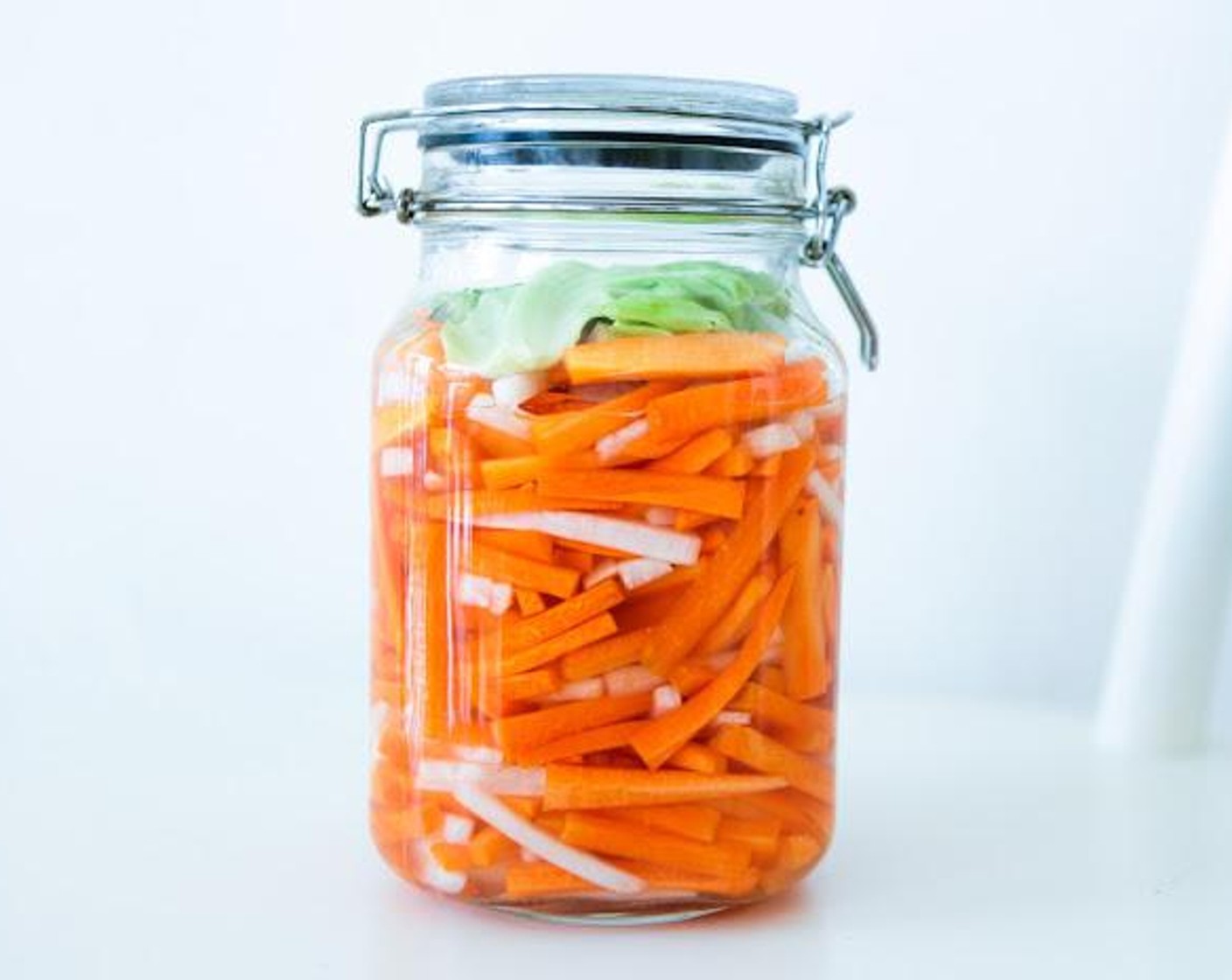 Vietnamese Pickled Carrots (Đồ Chua)
