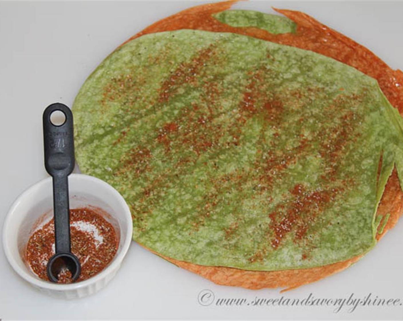 step 2 Mix Kosher Salt (1/2 tsp), Paprika (1/2 tsp), Fresh Rosemary (1/2 tsp), and Cayenne Pepper (1/2 tsp) together. Sprinkle about ½ teaspoon of spice on each wrap and spread it evenly. Again stack them on each other.