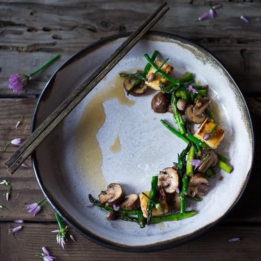 Wok Seared Asparagus and Mushrooms with Crispy Tofu Recipe | SideChef