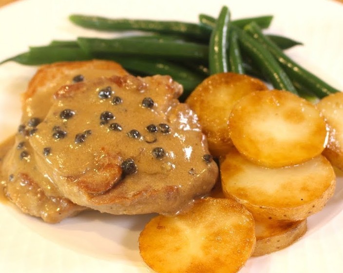 Pork Au Poivre (Peppercorn Sauce) Recipe | SideChef