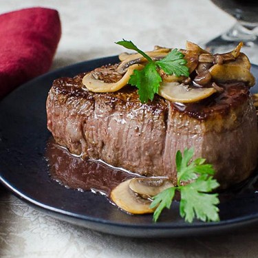 Pan Seared Filet Mignon Bordelaise Recipe | SideChef