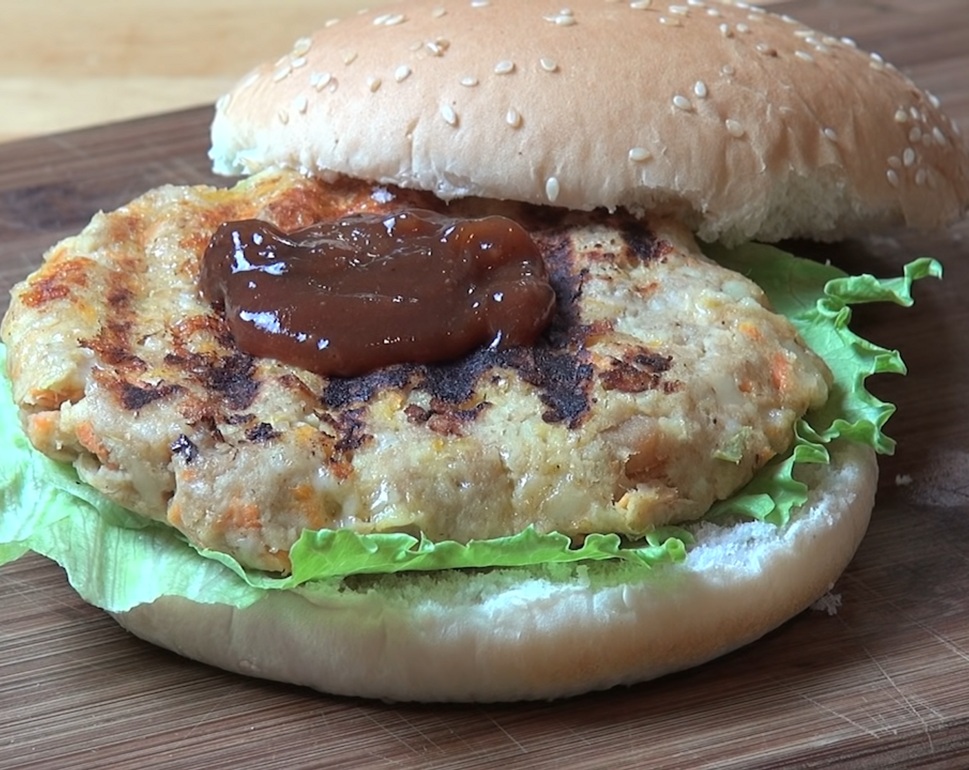 Cheese and Apple Chicken Burgers