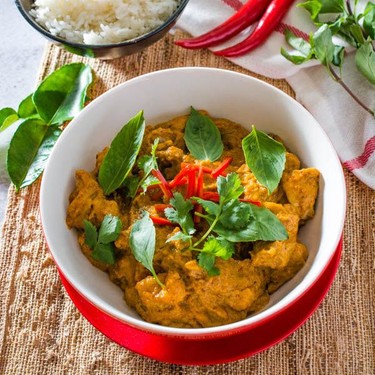 Thai Red Curry Chicken Recipe | SideChef
