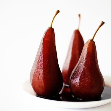 Dutch Poached Pears Recipe | SideChef