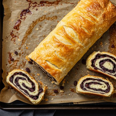 Easy Caribbean Currant Rolls Recipe | SideChef