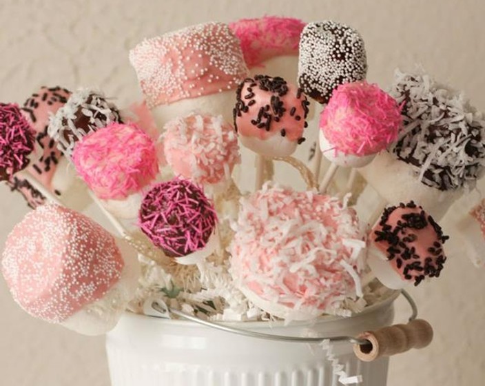 Valentine Marshmallow Pops  Recipe | SideChef