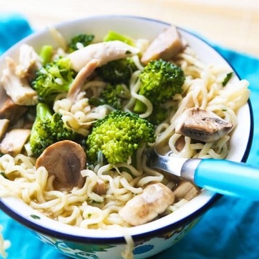 Chicken Veggie Ramen Bowl Recipe | SideChef