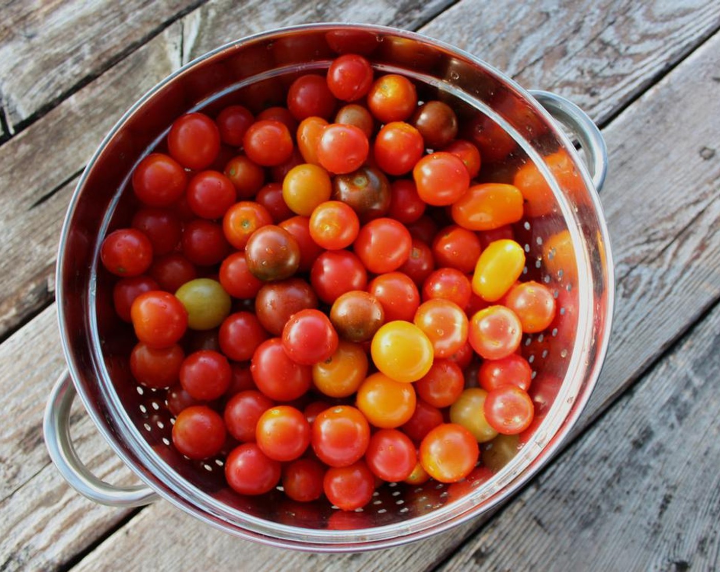 step 5 In a large sauté pan, heat 1/3 cup of Extra-Virgin Olive Oil (as needed) along with the Garlic (4 cloves), Anchovy Paste (1/2 tsp), Crushed Red Pepper Flakes (1/2 tsp), Salt (1 tsp), and Cherry Tomatoes (3 cups).