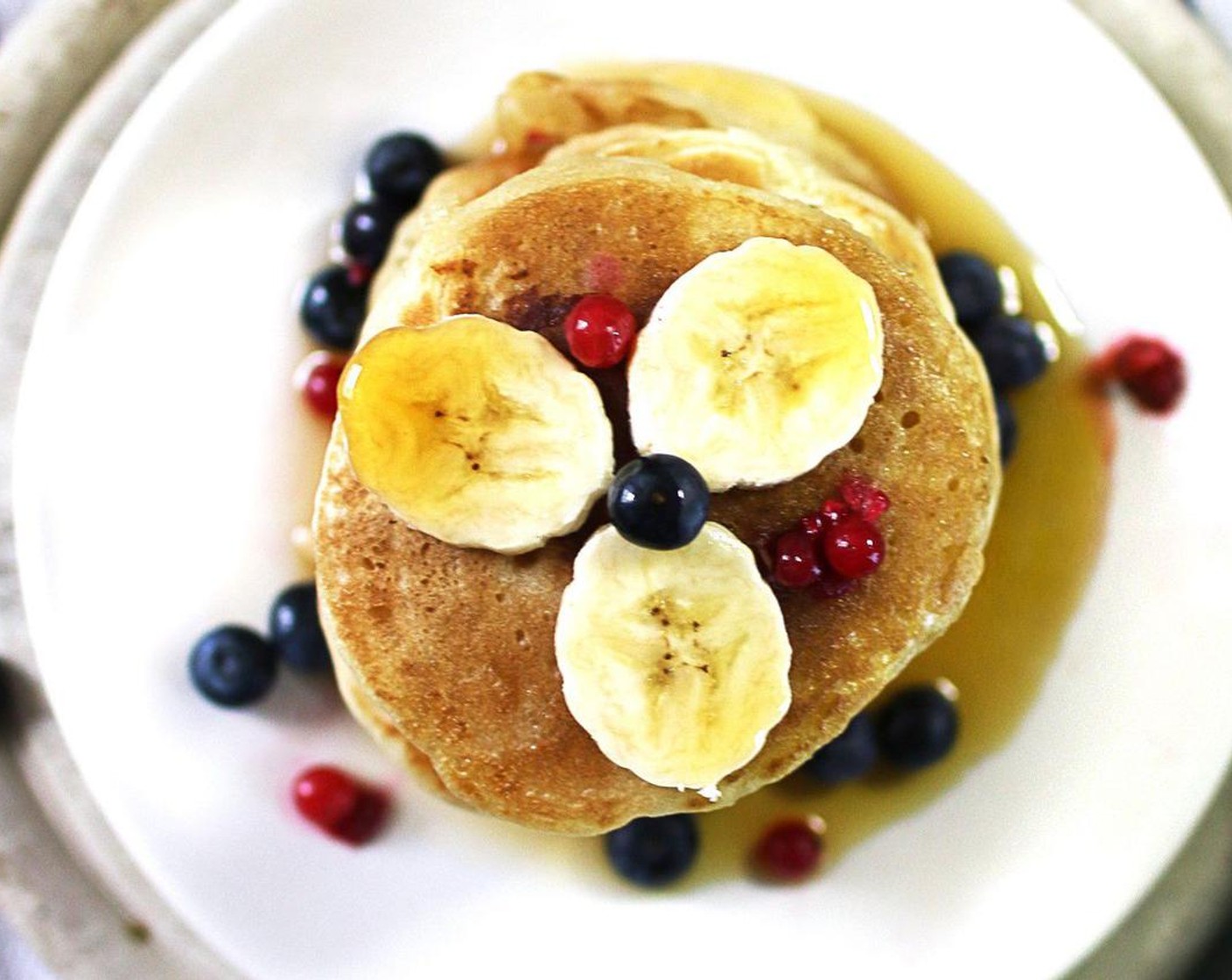 Vegan Pancakes With Banana and Blueberries