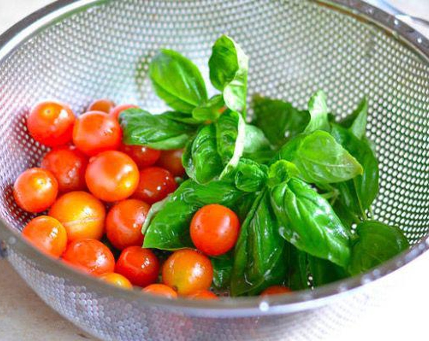 step 1 Wash Fresh Basil Leaf (1 cup) and Cherry Tomato (1 cup) thoroughly.