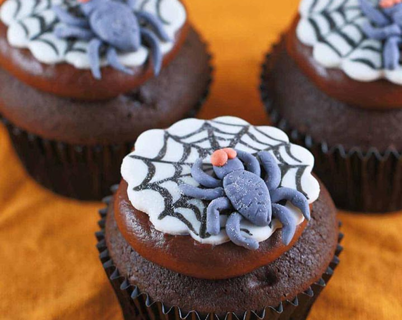 Spooky Spider Web Halloween Cupcakes