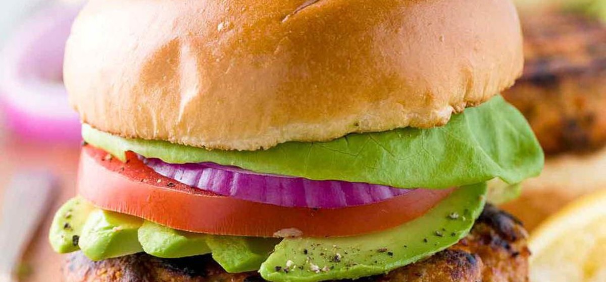 Salmon Burgers with Lemon Dill Sauce Recipe | SideChef