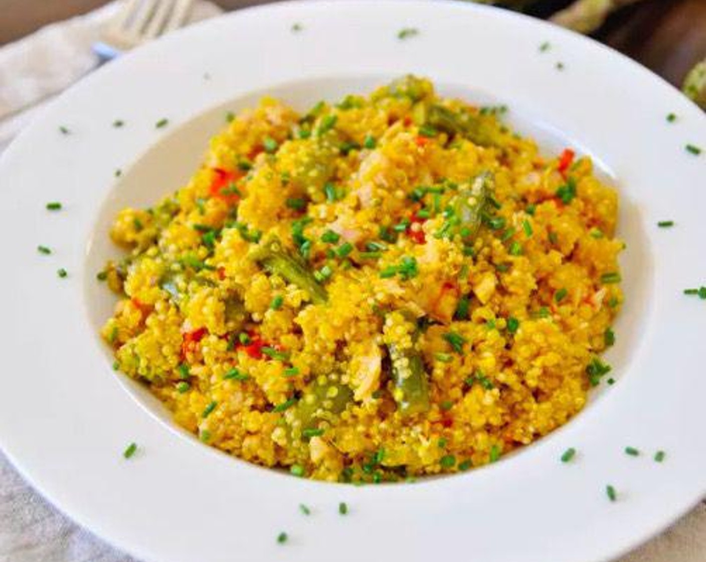 Saffron Quinoa with Asparagus and Tuna