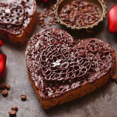 Wholewheat Chocolate Chip Cookie Hearts Recipe | SideChef