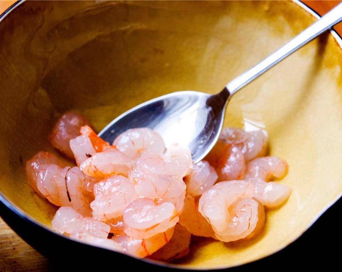 step 1 Place the Shrimp (1 lb) in a bowl.