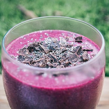 Dark Chocolate Berry Beet Smoothie Recipe | SideChef