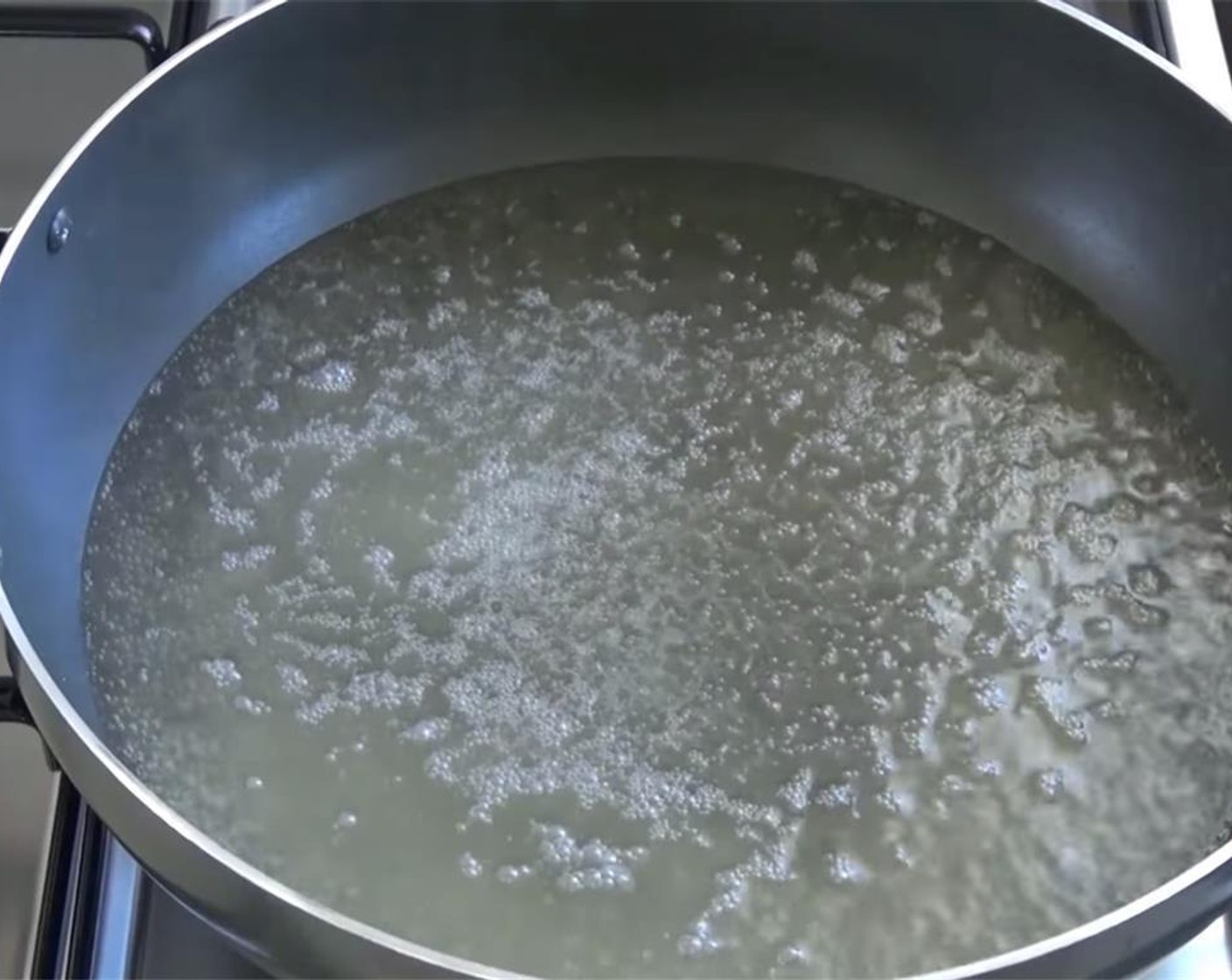 step 5 Bring the Water (3 cups) to a boil. Add the Chicken Stock Powder (1 tsp) and stir in well. While the water is starting to boil, place a bowl of ice water in the sink.