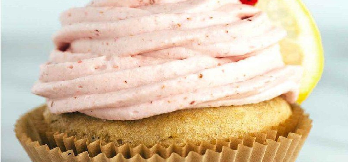 Strawberry Lemonade Cupcakes Recipe | SideChef