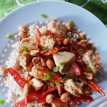 Thai Chicken Peanut Stir-Fry Recipe | SideChef