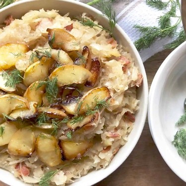 Sauerkraut with Bacon & Sautéed Apples Recipe | SideChef