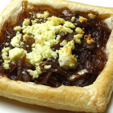 Caramelized Onion Tarts Recipe | SideChef