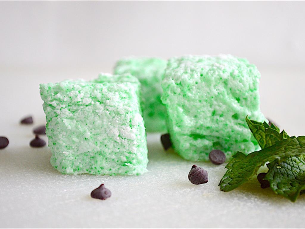 Homemade Mint Marshmallows Recipe | SideChef
