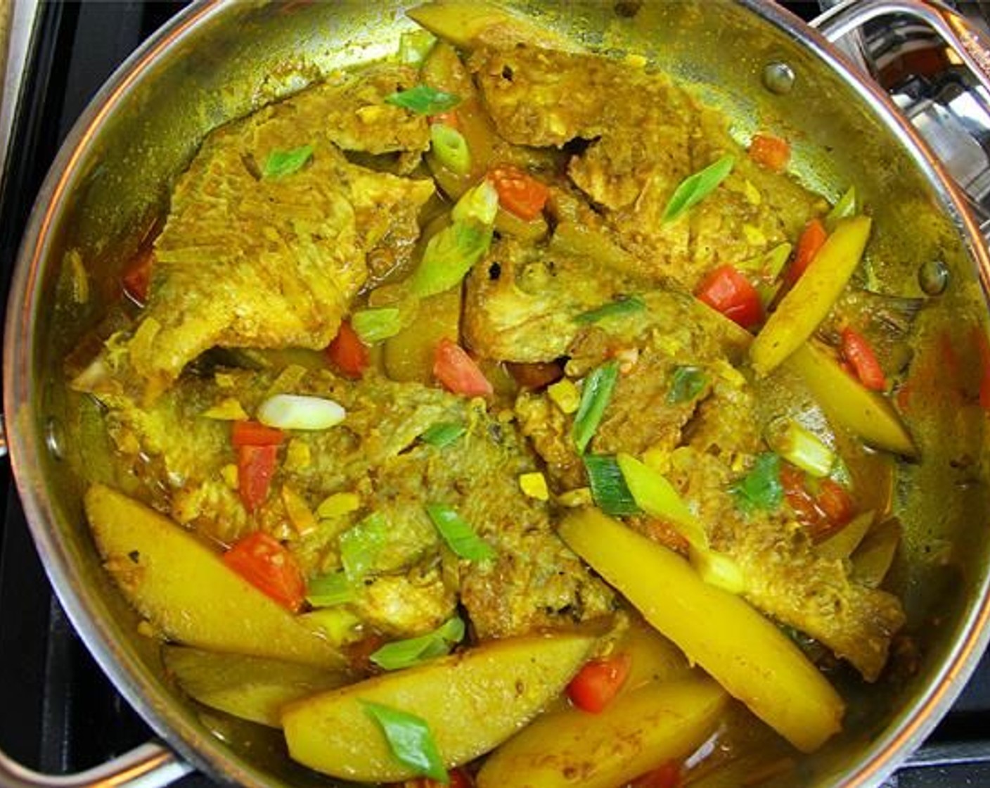 Caribbean Curry Fish with Green Mango