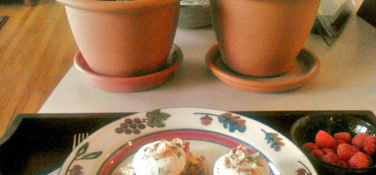 Lobster Eggs Benedict Recipe | SideChef