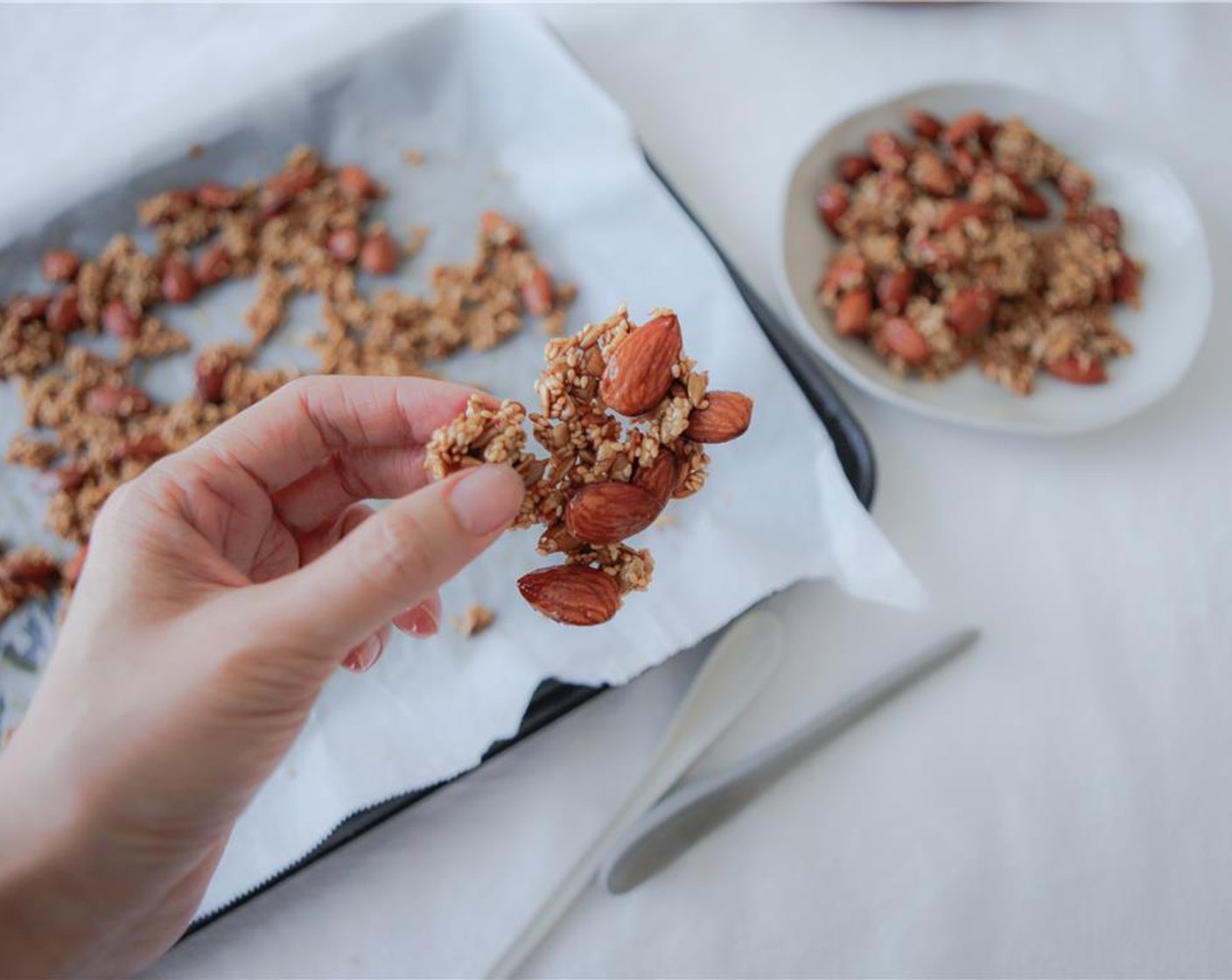 step 5 Stir the mixture evenly and bake for another 1-2 minutes, Allow some mixture to stick to your spatula and allow it to cool to room temperature. It will be crunchy when cooled, which means it is ready. Be careful it can burn easily at this point.