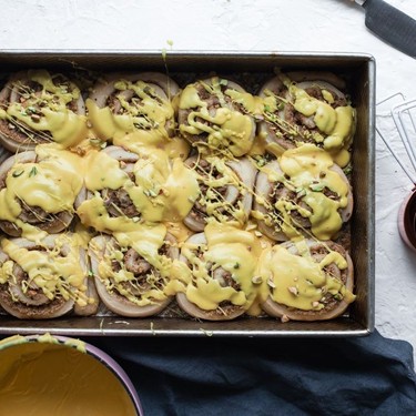 Pistachio Sweet Rolls with Saffron Orange Blossom Glaze Recipe | SideChef