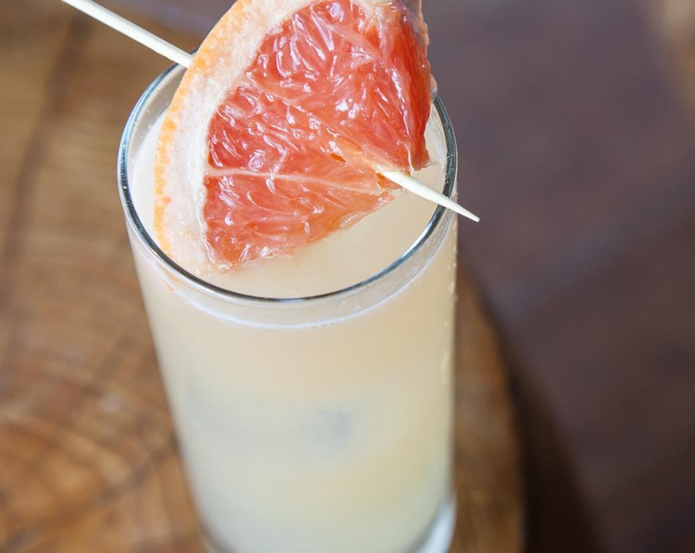 step 3 Garnish with a quarter of a Grapefruit (to taste). Serve immediately.