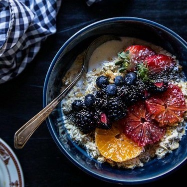 Blood Orange and Blackberry Granola Oat Bowls Recipe | SideChef