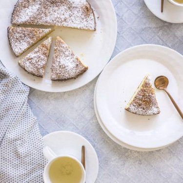 Simple Paleo Almond Cake Recipe | SideChef
