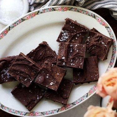 Cinnamon Fudge Layered Brownies Recipe | SideChef