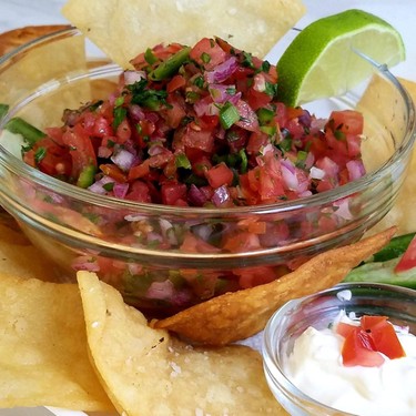 Chipotle Copycat Salsa Recipe | SideChef