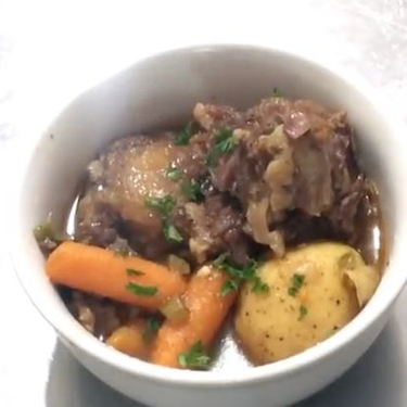 Pressure Cooker Stewed Oxtail Recipe | SideChef