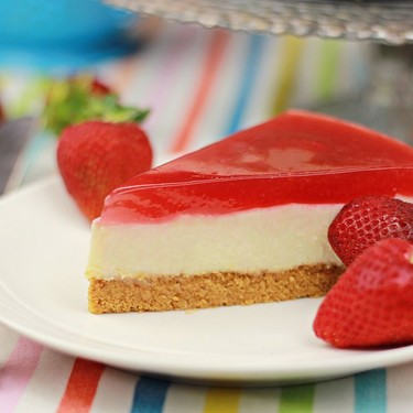 Strawberry Jelly Tofu Cheesecake Recipe | SideChef