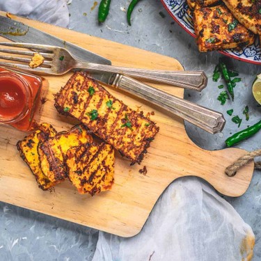 Grilled Chickpea Tofu Fingers In Schezwan Sauce Recipe | SideChef