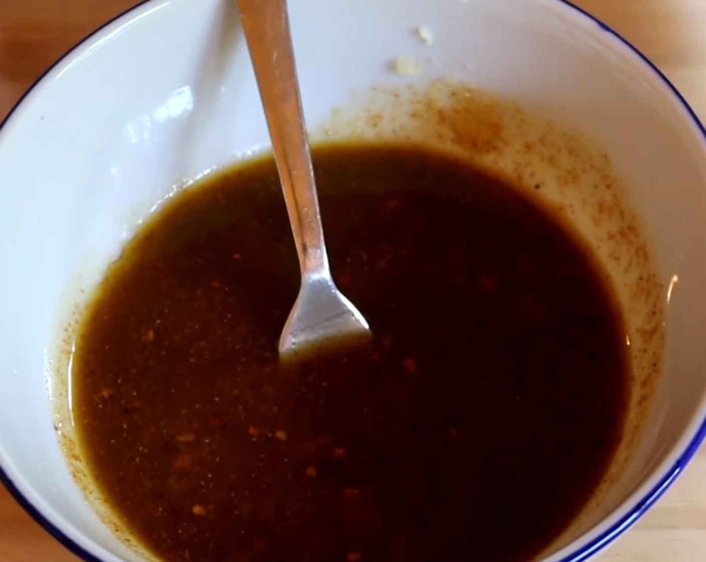 step 2 Add Ground Coriander (1 tsp), Paprika (1 tsp), Ground Cumin (1 tsp), Ground Ginger (1 tsp), Crushed Red Pepper Flakes (1 tsp), Simply Organic Onion Powder (1 tsp), Ground Black Pepper (1/2 tsp), Salt (2 tsp). Mix well.