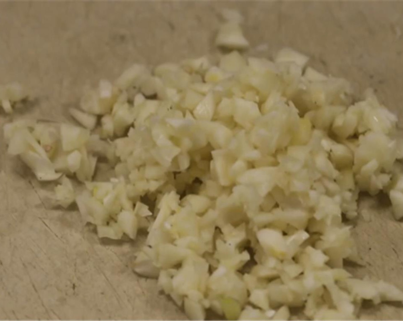 step 4 Mince the Garlic (5 cloves) and the Fresh Ginger (1/2 Tbsp).